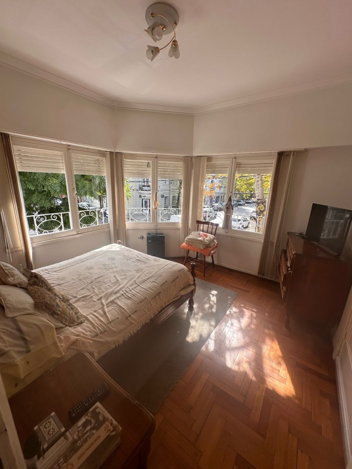 Departamento 4 Ambientes con Dependencia