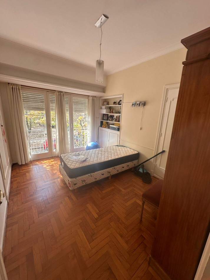 Departamento 4 Ambientes con Dependencia