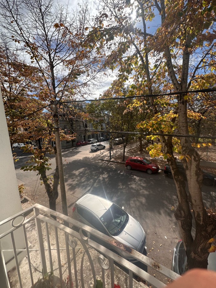 Departamento 4 Ambientes con Dependencia