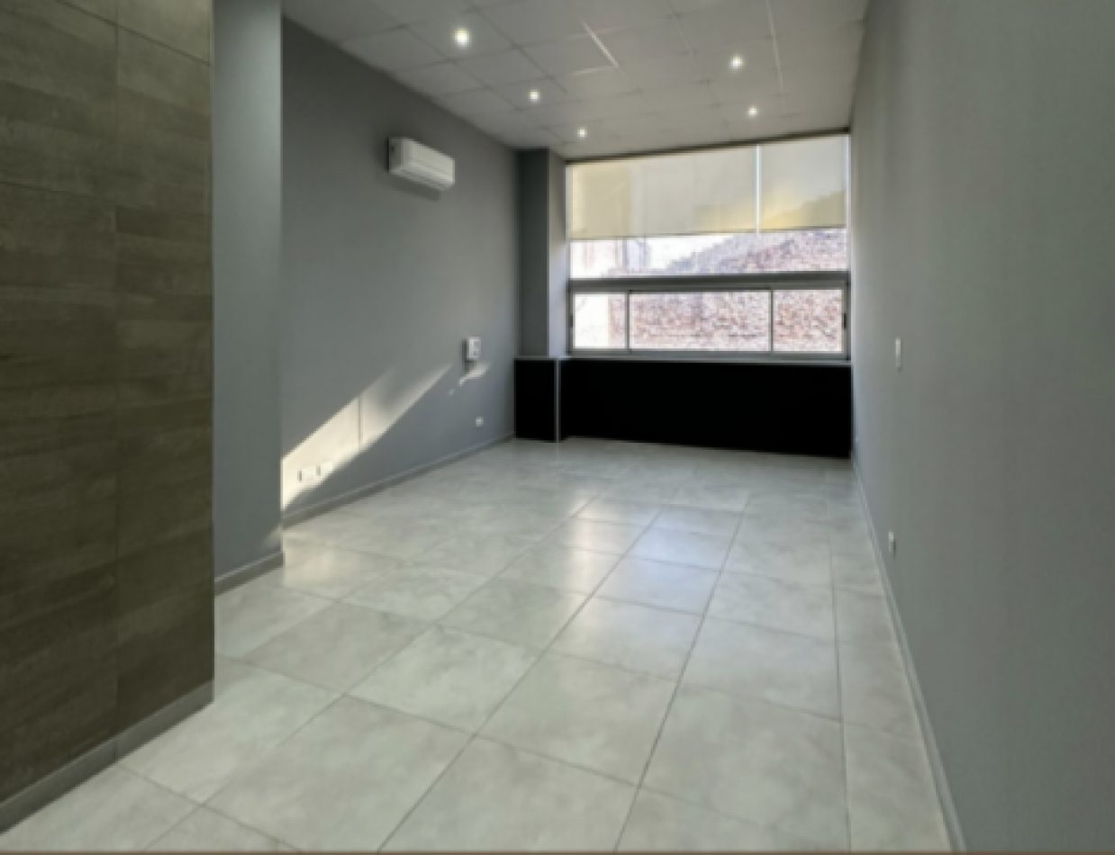 Oficina en Alquiler 60m2
