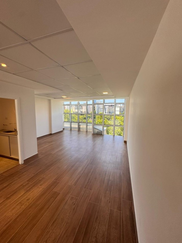 OFICINA EN PLAZA MITRE