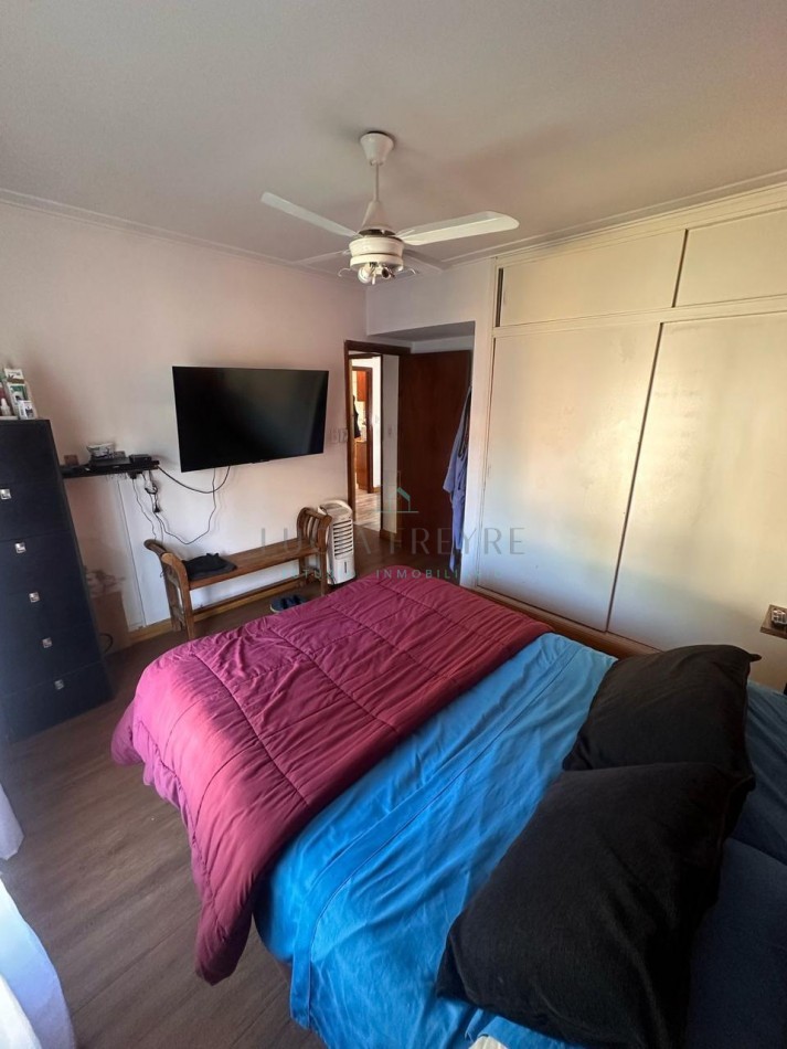 CASA 4 AMBIENTES BARRIO ESTRADA