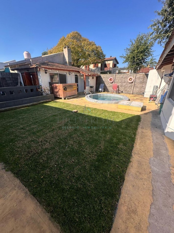 CASA 4 AMBIENTES BARRIO ESTRADA