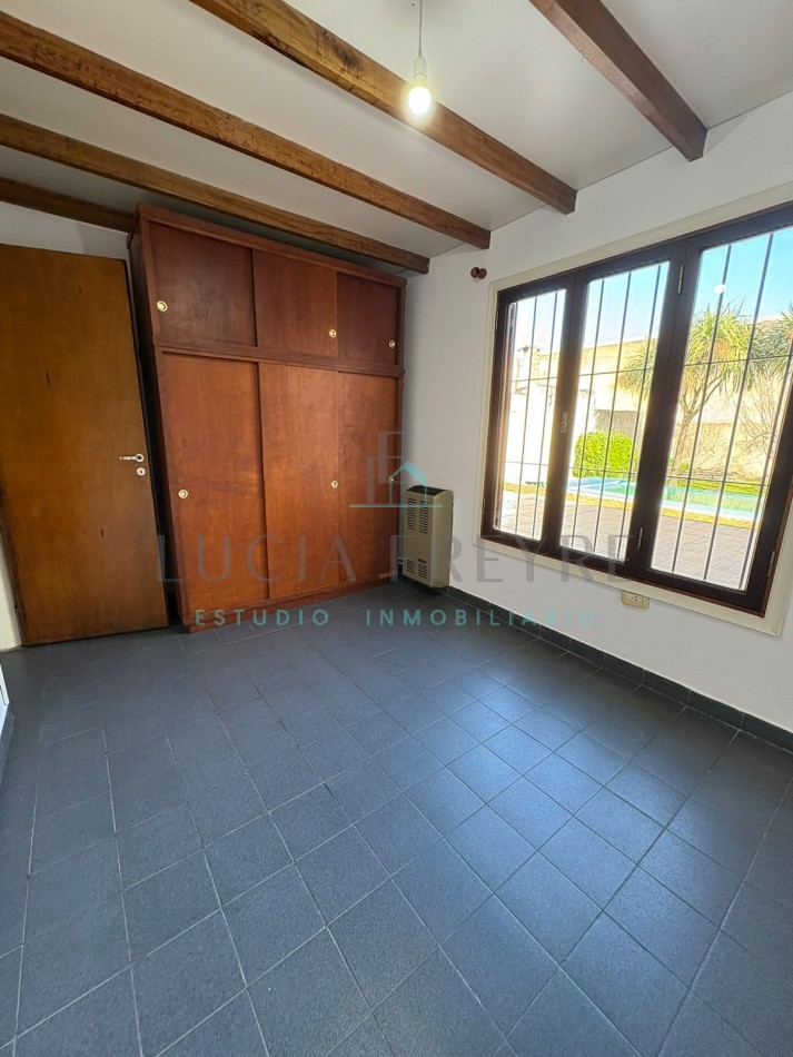 CASA EN VENTA EN BALCARCE 8000
